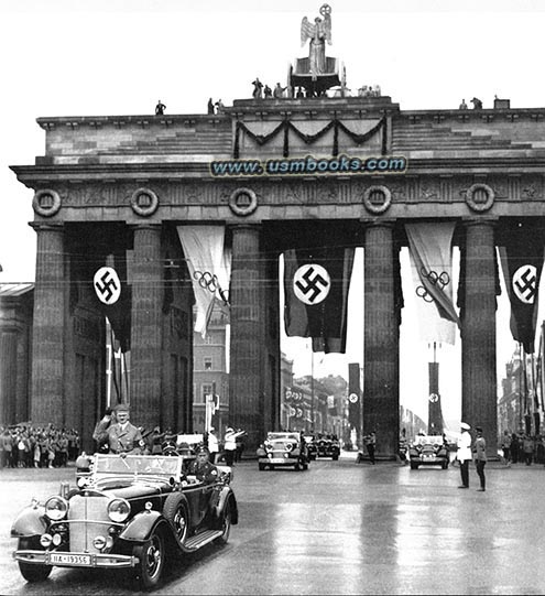 Brandenburg Gate, Hitler, Mercedes