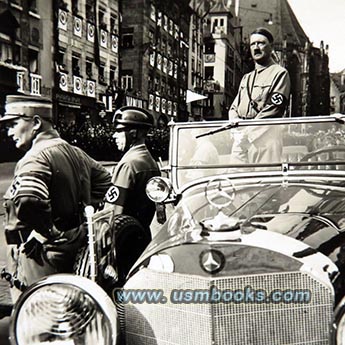 Adolf Hitler, Hermann Goering 