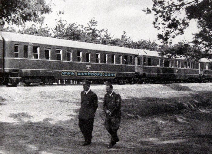 Hitler train AMERIKA