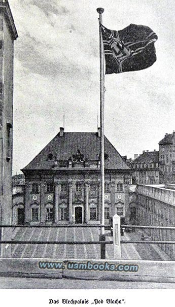 Reichskriegsflagge, Nazi swastika flag