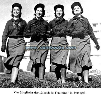 Portuguese Fascist girls