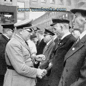 Robert Ley and Nazi factory workers