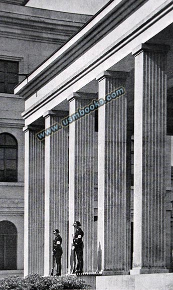 Nazi Honor Temples Munich, SS guards